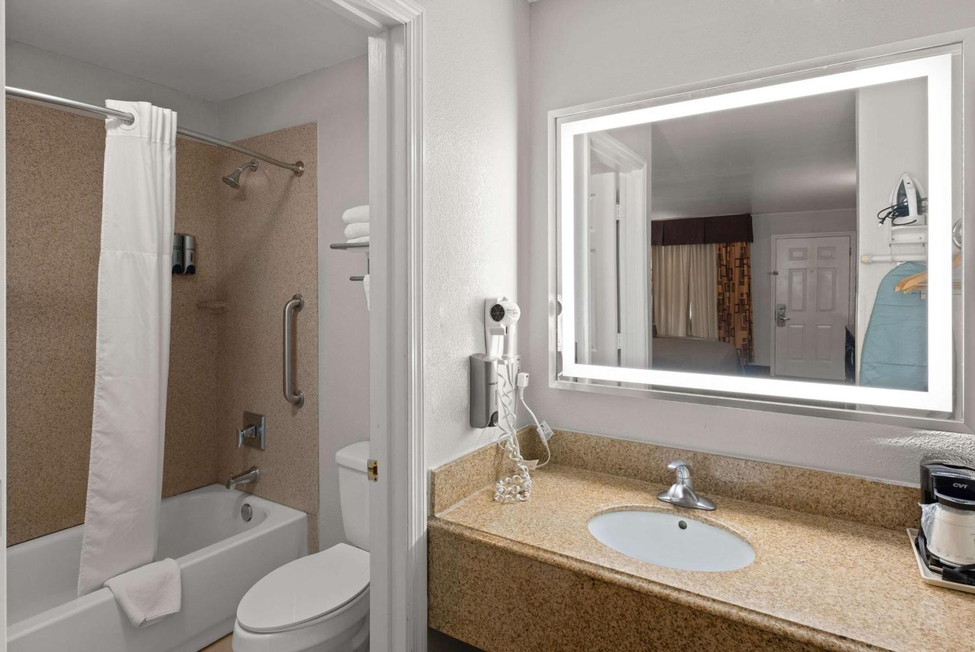 Best Western Executive Inn Grove City Eksteriør bilde