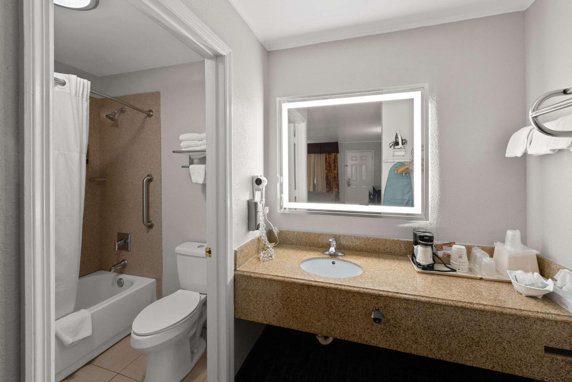 Best Western Executive Inn Grove City Eksteriør bilde