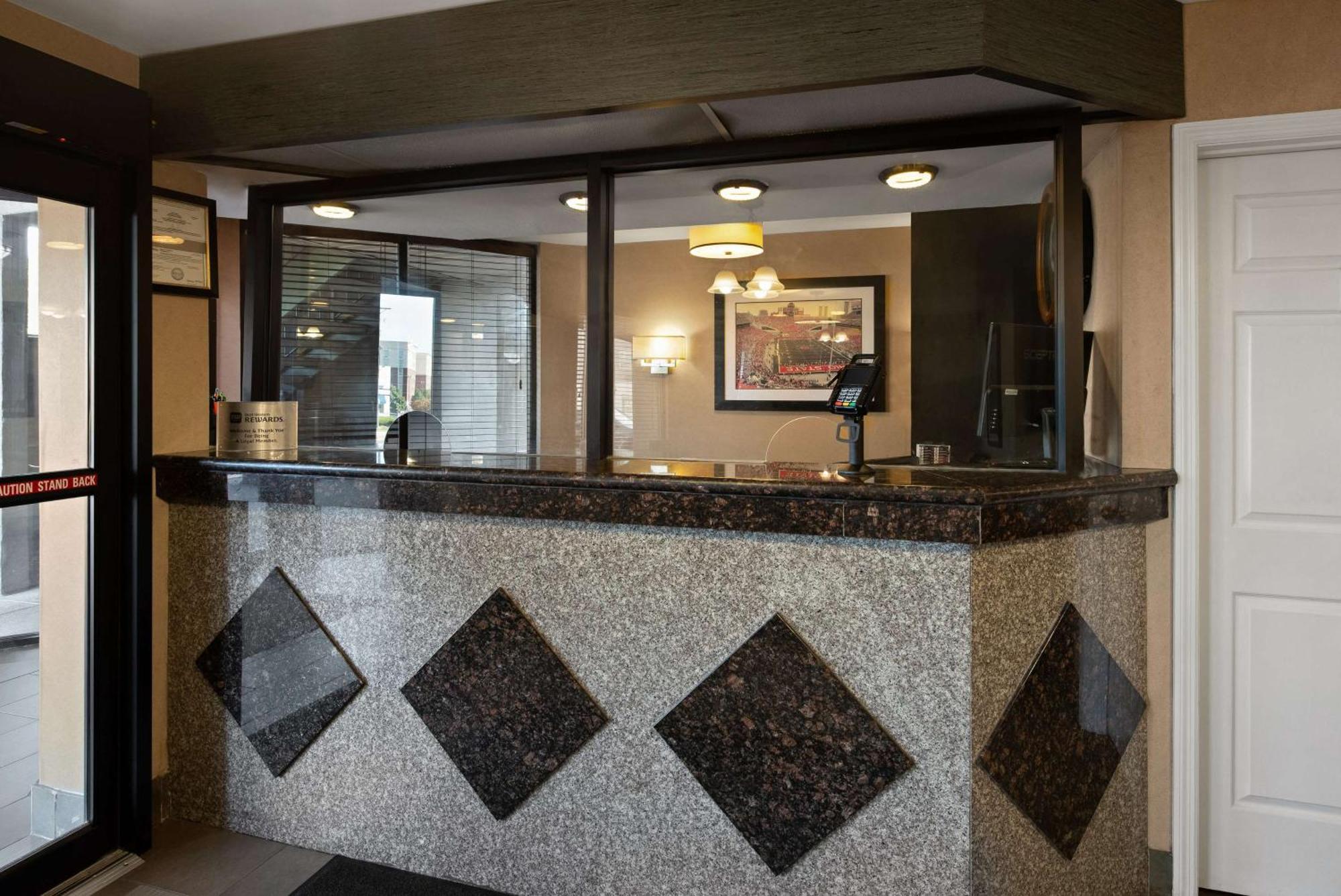 Best Western Executive Inn Grove City Eksteriør bilde
